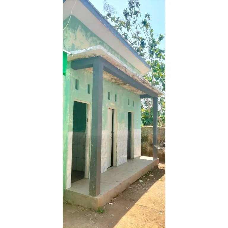 TOILET SISWA